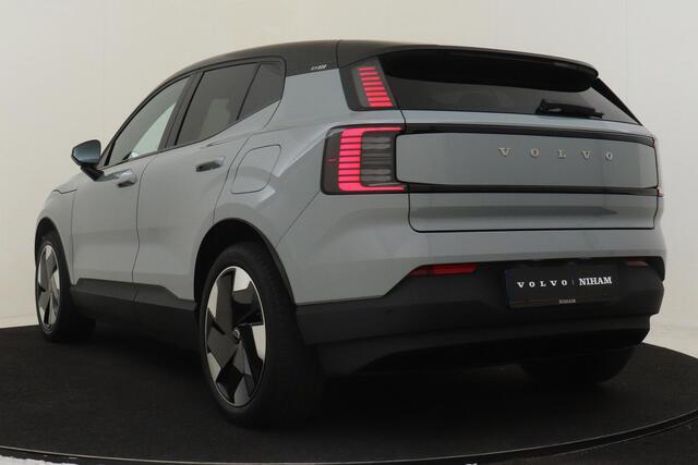 Volvo EX30 SINGLE MOTOR EXTENDED RANGE PLUS 69 kWh -HARMAN/KARDON|CAMERA|ADAP.CRUISE|BLIS|PRIVACY.GLAS