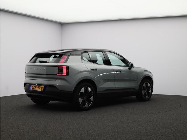 Volvo EX30 Single Motor Plus 51 kWh stoelverwarming / stuurverwarming