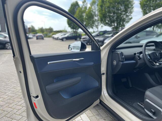 Volvo EX30 P3 Plus Europa 51 kWh | Climate Pack | Keyless Entry | Apple Carplay | Harman / Kardon | Adaptive Cruise Control |