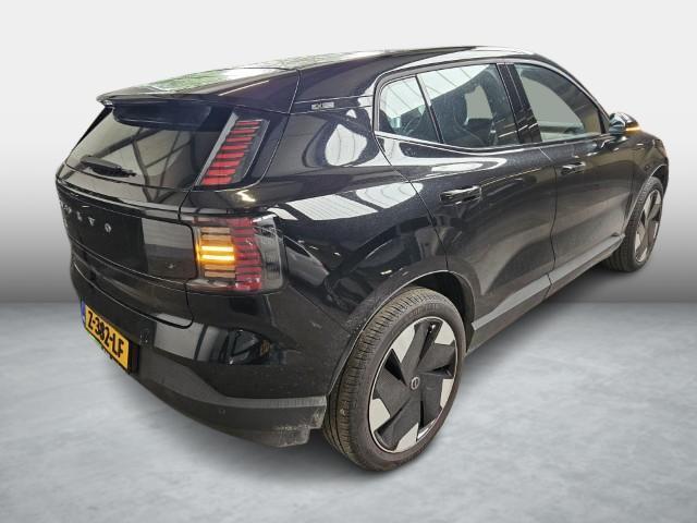 Volvo EX30 Single Motor Extended Range Plus 69 kWh | Climate Pack | Stoel en Stuurverwarming | Keyless Entry | Zwart Dak | Adaptieve Cruise Control | Blis |