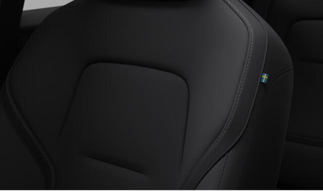 Volvo EX30 Cross Country P5 272PK Automaat Long Range Plus Europa 69 kWh / Adaptive Cruise Control / Harman Kardon / Extra getint glas / Stoelverwarming / Stuurverwarming / Achteruitrijcamera / Elektrisch verstelbare stoelen /