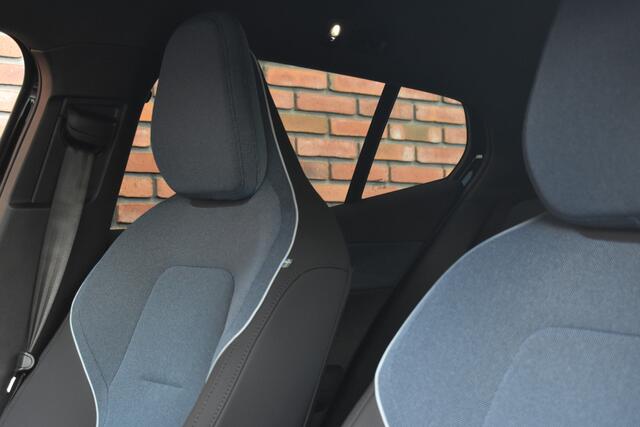 Volvo EX30 Extended Range 272PK Plus Black Ed. Europa 69 kWh | 20'' |