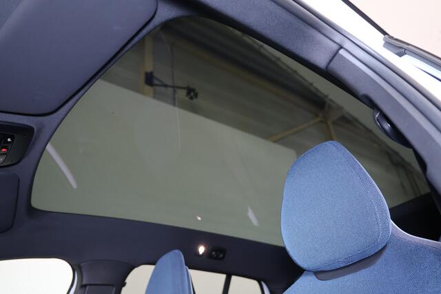 Volvo EX30 Cross Country Twin Motor Performance Ultra 69 kWh