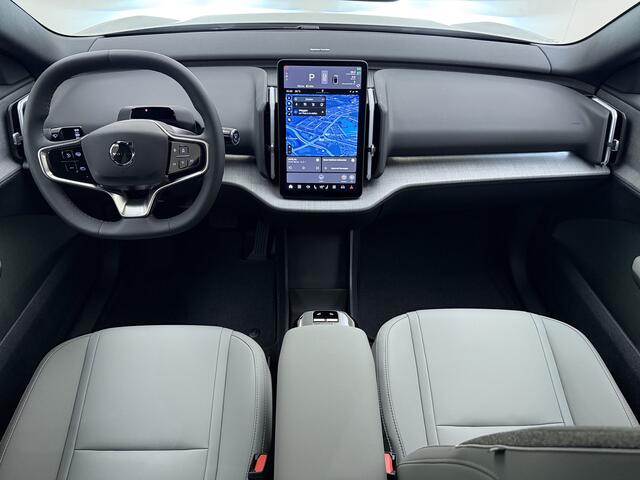Volvo EX30 Cross Country P5 Long Range Plus Europa / Pine Interieur / Extra getint glas achter / Elektr. Stoelen / ACC / BLIS / Stoelverwarming /