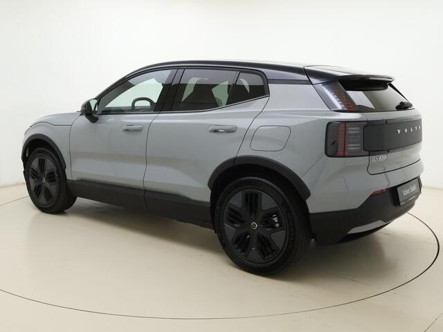 Volvo EX30 Cross Country P5 Long Range Plus Europa / Pine Interieur / Extra getint glas achter / Elektr. Stoelen / ACC / BLIS / Stoelverwarming /