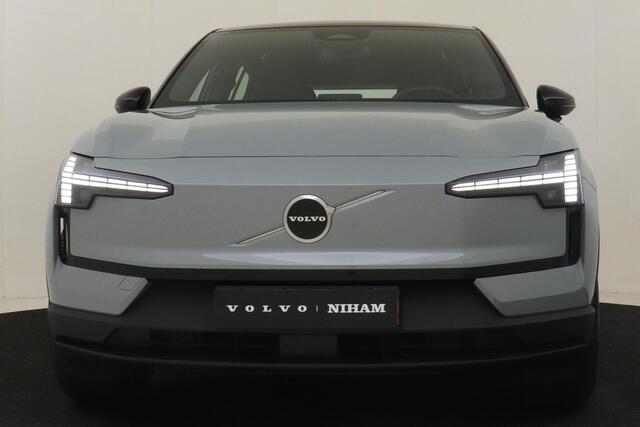 Volvo EX30 SINGLE MOTOR EXTENDED RANGE PLUS 69 kWh -HARMAN/KARDON|CLIMATE|CAMERA|ADAP.CRUISE|BLIS|PRIVACY.GLAS|TREKHAAK|19"|SoH:100%