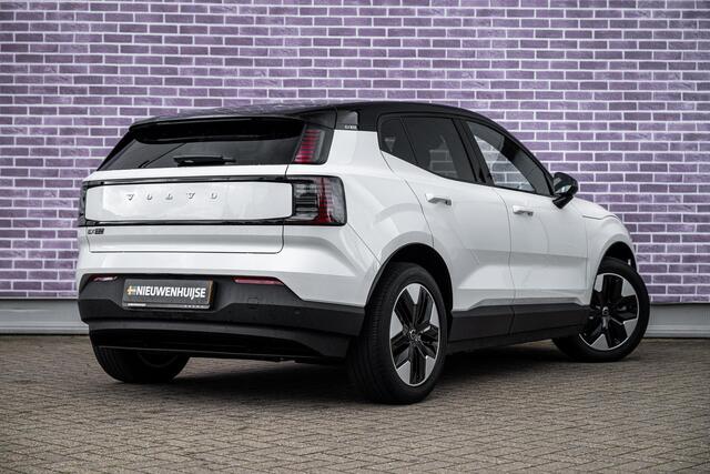 Volvo EX30 Single Motor Plus 51 kWh | Harman/Kardon Audio | Stoelverwarming | Achteruitrijcamera | Google Maps Navigatie | Apple Carplay | Android Auto | Elektrische Achterklep |