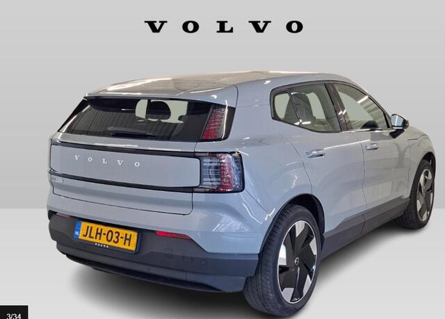 Volvo EX30 Single Motor Extended Range Plus 69 kWh | SOH:99,3% | Trekhaak | Power Seats | Memory | Stoel/stuurverwarming | Camera | Harman/Kardon | Warmtepomp | DAB | BLIS |