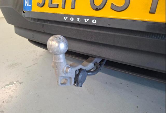 Volvo EX30 Single Motor Extended Range Plus 69 kWh | SOH:99,3% | Trekhaak | Power Seats | Memory | Stoel/stuurverwarming | Camera | Harman/Kardon | Warmtepomp | DAB | BLIS |