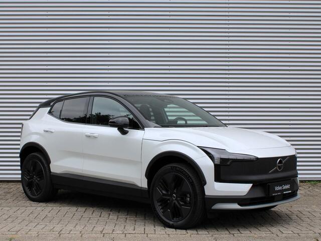 Volvo EX30 Cross Country P5 Long Range Ultra Automaat / Panoramadak / Privacy Glass / Donker interieur / 360* camera / Google Maps