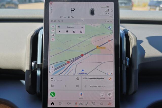 Volvo EX30 P3 Long Range Plus Europa 69 kWh - Adaptive Cruise Control - Harman/Kardon audio - Parkeercamera achter - Elektrisch bedienbare voorstoelen - Verwarmde voorstoelen & stuur - Parkeersensoren voor & achter - Draadloze tel. lader - 18' LMV