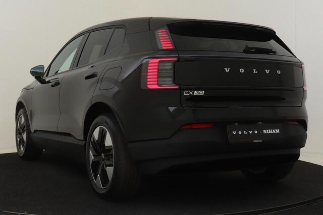 Volvo EX30 SINGLE MOTOR PLUS 51 kWh -HARMAN/KARDON|CLIMATE|POWER-SEATS|CARPLAY|CAMERA|ADAP.CRUISE|PRIVACY.GLAS|SoH:100%