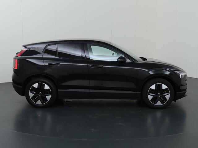 Volvo EX30 P5 Long Range Core 69 kWh | Camera | Apple CarPlay/Android Auto | Camera Voor | Adaptieve Cruise Control | DAB | Keyless Start | LED | Navigatie | Sportstuur | Warmtepomp |