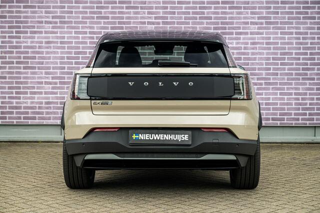 Volvo EX30 Cross Country P5 Long Range Plus Europa 69 kWh | Harman Kardon Audio | Adaptieve Cruise Control | BLIS | Getint Glas | Stoel-/Stuurverwarming | Keyless |