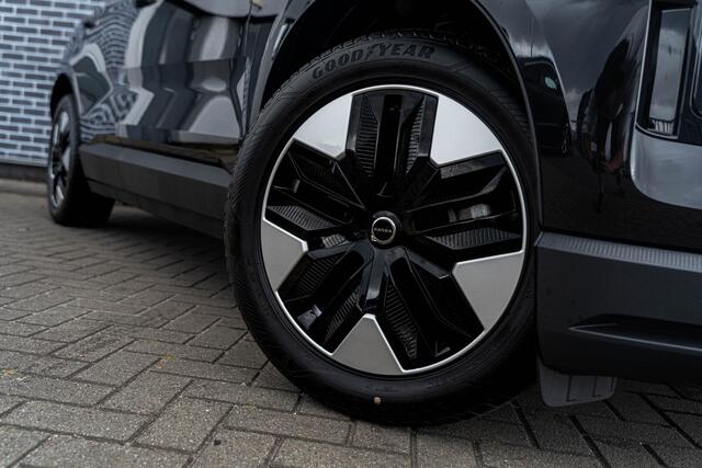 Volvo EX30 P3 Plus Europa | Google | Adaptieve Cruise Control | Keyless | Stoel-/Stuurverwarming | DAB | Draadloos Opladen Telefoon | Elek. Stoelen | Camera | LED Koplampen | Sfeerverlichting | Dodehoekdetectie | Park Assist | 18" LM