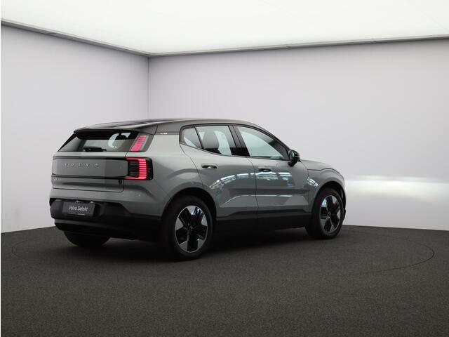 Volvo EX30 Single Motor Plus 51 kWh / Stoel+Stuurverwarming / Harman Kardon / BLIS / Adaptive Cruise / Keyless Entry / Pilot Assist /