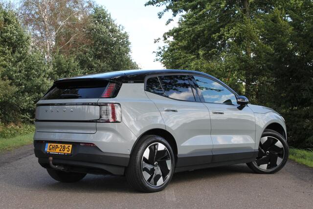 Volvo EX30 Single Motor Extended Range Plus 69 kWh | Carplay | Trekhaak | Warmtepomp