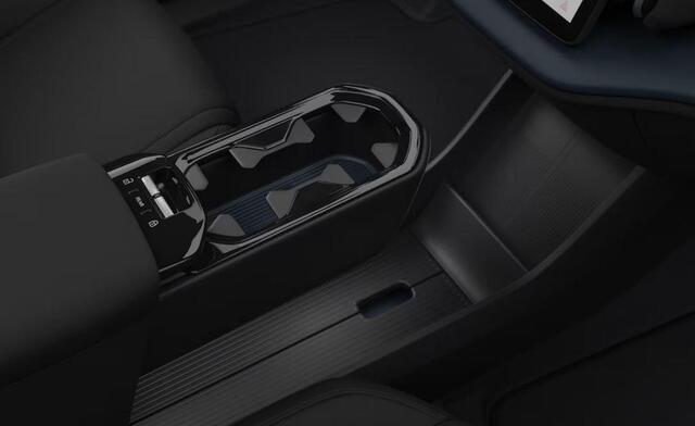 Volvo EX30 272PK Single Motor Extended Range Plus 69 kWh / Adaptive Cruise Control / Harman Kardon / Stoelverwarming / Stuurverwarming / Achteruitrijcamera / Elektrische achterklep / Parkeersensoren V+A