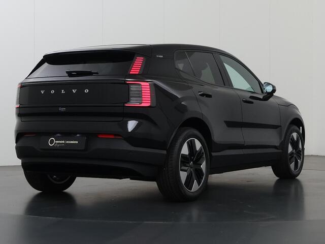 Volvo EX30 Single Motor Extended Range Core 69kWh | Camera | Stoelverwarming | DAB | Apple CarPlay/Android Auto | Stuurverwarming | Rijassistentpakket | LED |