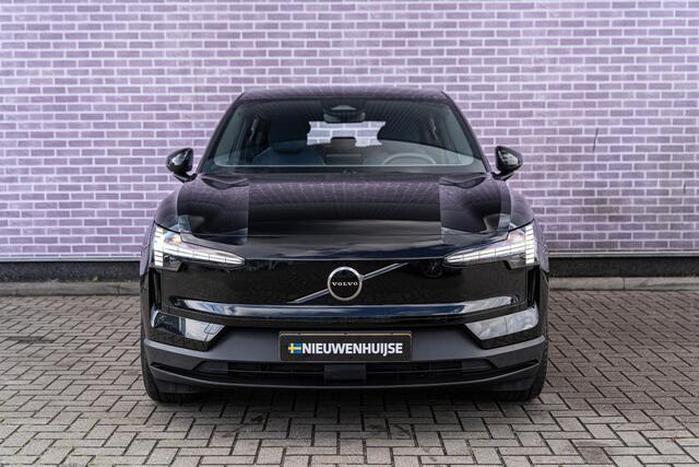 Volvo EX30 P3 Plus Europa 51 kWh | Stoel-/Stuurverwarming | Sfeerverlichting | Draadloos Opladen Telefoon | Camera | Elektisch bedienbare stoelen | Park Assist | DAB | LED Koplampen |