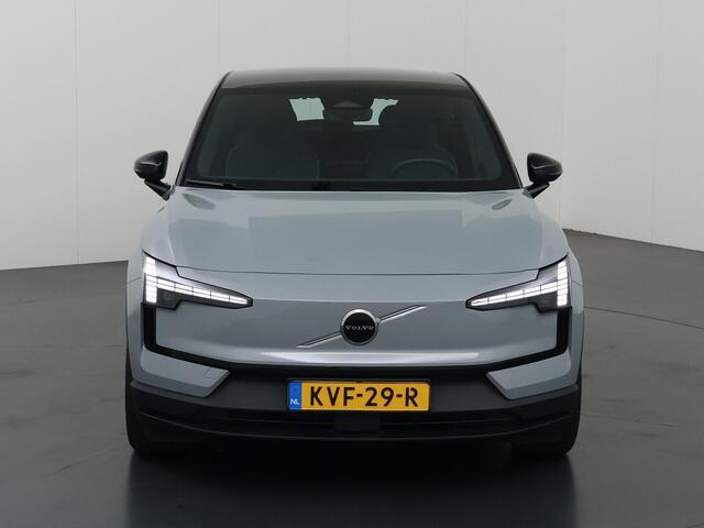 Volvo EX30 Single Motor Extended Range Plus 69 kWh | Camera | Harman/Kardon | Cruise Control | Climate Control | Ele. kofferdeksel | LED | Apple CarPlay/Android Auto | BLIS |