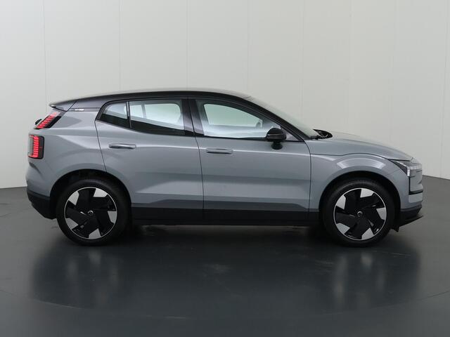 Volvo EX30 Single Motor Extended Range Plus 69 kWh | Camera | Harman/Kardon | Cruise Control | Climate Control | Ele. kofferdeksel | LED | Apple CarPlay/Android Auto | BLIS |