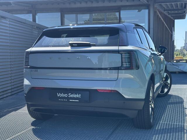 Volvo EX30 Single Motor Plus 51 kWh Automaat, Climate line, Stoel- en stuurverwarming, Warmtepomp, Harman Kardon audio, Driver assist, Pilot assist, Adaptive cruise, BLIS