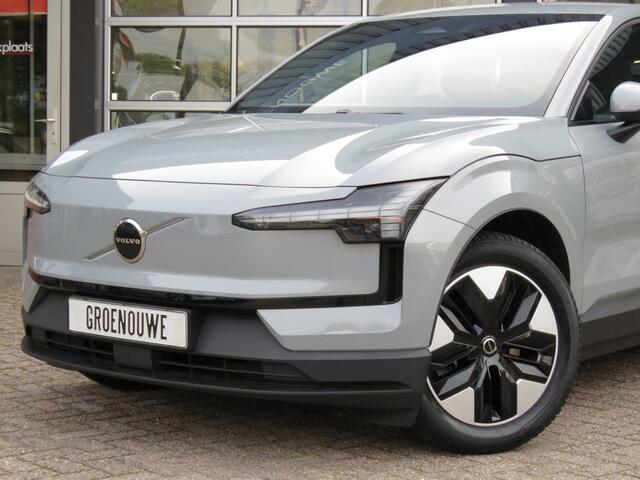 Volvo EX30 EXTENDED CORE 69 KWH / Trekhaak / Camera / BOVAG garantie