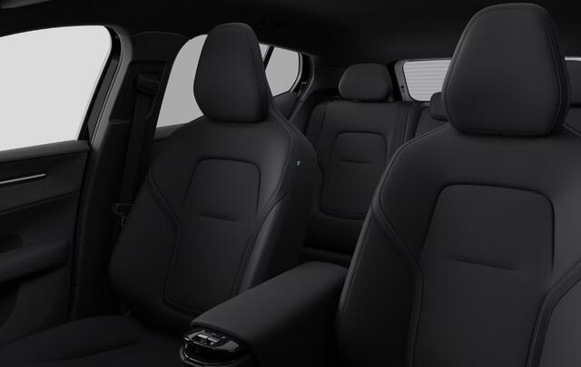 Volvo EX30 P5 Ext. Range Plus Black Edition Europa 69 kWh / Adaptive Cruise Control / Harman Kardon / Extra getint glas / Stoelverwarming / Stuurverwarming / Achteruitrijcamera / Elektrisch verstelbare stoelen /