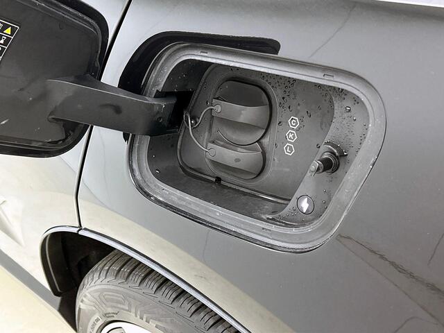 Volvo EX30 Single Motor Extended Range Plus 69 kWh | Stoelverwarming | Achteruitrijcamera |