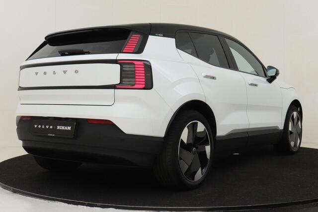 Volvo EX30 SINGLE MOTOR EXTENDED RANGE PLUS 69 kWh -HARMAN/KARDON|CAMERA|ADAP.CRUISE|BLIS|KEYLESS|PRIVACY.GLAS|19"|96%