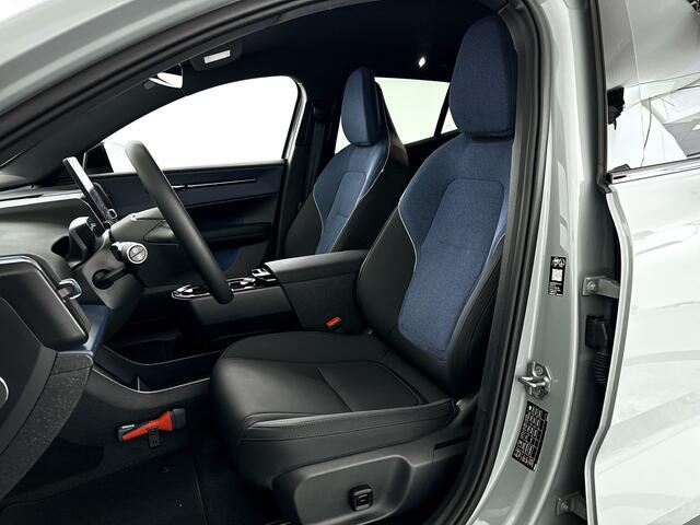Volvo EX30 Single Motor Extended Range Plus Europa 69 kWh | Parkeercamera | Harman Kardon | Stoel- en stuurverwarming | Elektrische stoelen