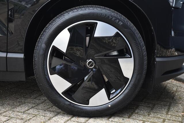 Volvo EX30 P5 Long Range Plus Europa 69 kWh | DEMO DEAL! | Harman Kardon Soundbar | Google Navigatie | Elektrische voorstoelen | BLIS | Adaptieve Cruise control | Stoel-/Stuurwielverwarming | Parkeer Camera | Warmtepomp | Volvo on Call | Keyless |