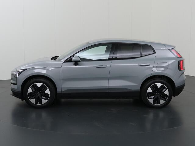 Volvo EX30 P5 Core 51 kWh | Navigatie | Apple Carplay/Android Auto | Parkeercamera | Stoel/Stuurverwarming | Cruise Control | Climate Control | LED |