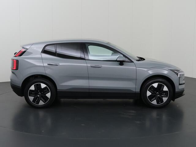 Volvo EX30 P5 Core 51 kWh | Navigatie | Apple Carplay/Android Auto | Parkeercamera | Stoel/Stuurverwarming | Cruise Control | Climate Control | LED |