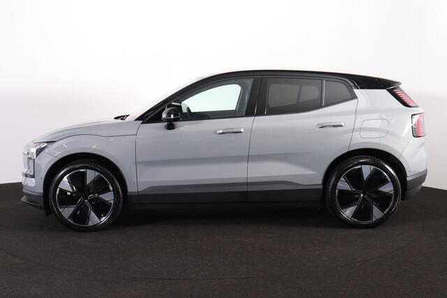 Volvo EX30 Single Motor Extended Range Ultra 69 kWh - Panoramadak - Climate Pack - IntelliSafe Assist - 360º Camera - Harman Kardon audio - Verwarmde voorstoelen & stuur - Parkeersensoren voor & achter - Elektr. bedienb. voorstoelen met geheugen - Extra getint glas - 20'' LMV