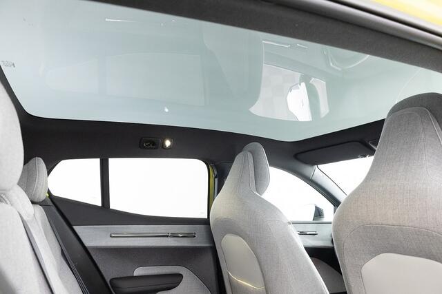 Volvo EX30 Single Motor Extended Range 69 kWh Ultra | PANORAMADAK | EL. STOELEN | harman/kardon | EL.STOELEN | SOH: 97.6% |