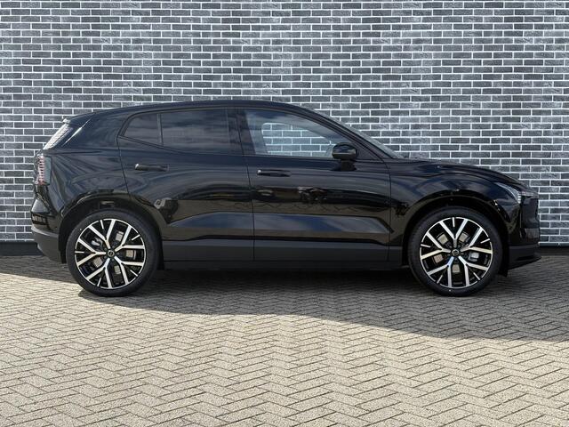Volvo EX30 P5 Long Range Plus Black Edition Europa 69 kWh | Black Interieur | 20" | Harman Kardon | Power Seats | Stoel en Stuurverwarming | Keyless Entry | Donker Glas |