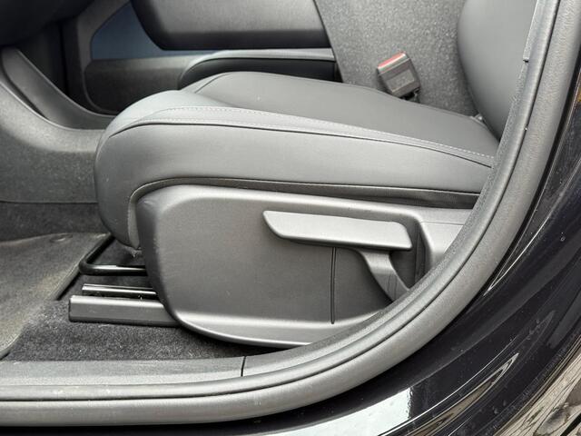 Volvo EX30 Plus Extended Range | Harman / Kardon | Parkeercamera | Climate Pack | 18 Inch Velgen |