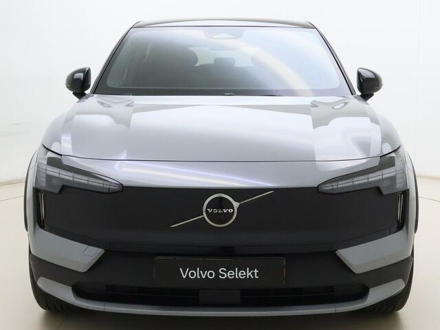 Volvo EX30 Cross Country Twin Motor Performance Ultra / 4X4 / Panoramdak / 360 Camera / Elektr. Stoelen / Stoelverwarming + Stuurw. Verwarming / Getint Glas Achter / Google / Harman Kardon Audio /