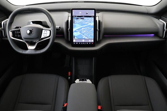 Volvo EX30 P5 LONG RANGE PLUS BLACK EDITION EUROPA 69 kWh -HARMAN/KARDON|CLIMATE|POWER-SEATS|PRIVACY.GLAS|BLACK|20"|SoH:100%