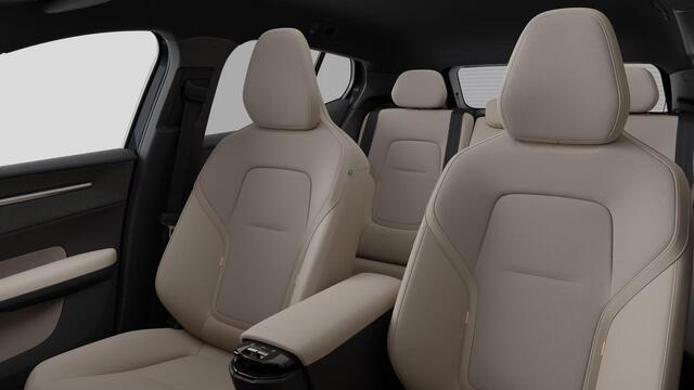 Volvo EX30 P3 Long Range Plus Europa 69 kWh | Harman Kardon Audio | Adaptieve Cruise Control | BLIS | Stoel-/Stuurverwarming | Keyless | Elektrisch Verstelbare Voorstoelen | Harvest Interieur |