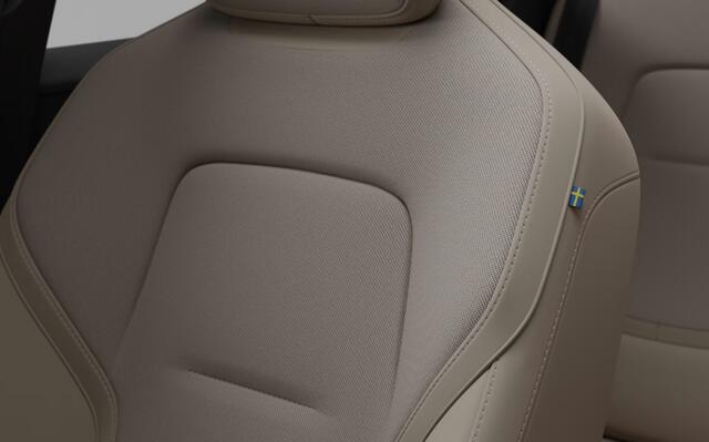 Volvo EX30 P3 Long Range Plus Europa 69 kWh | Google | Harman/Kardon Audio | Adaptieve Cruise Control | Harvest interieur | Power Seats | Stoel & Stuurverwarming | Camera | Parkeersensoren | Getint glas
