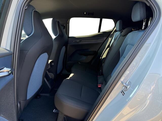 Volvo EX30 Single Motor Ext Range Plus Black Ed Europa 69 kWh