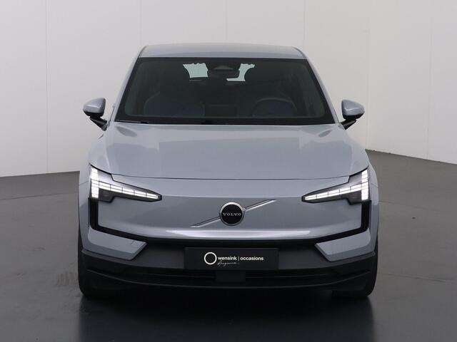 Volvo EX30 Single Motor Core 51 kWh | Navigatie | Climate Contrrol | Parkeercamera | Apple Carplay / Android Auto | – foto 3