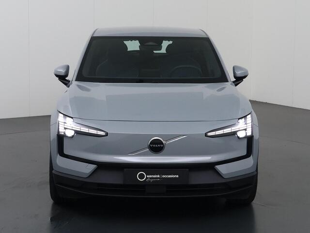 Volvo EX30 Single Motor Core 51 kWh | SOH 97,4% | Navigatie | Cruise Control Adaptief | Climate Control | Parkeercamera | Apple Carplay/Android Auto | – foto 3