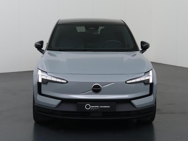 Volvo EX30 Twin Motor Performance Plus 69 kWh | SOH 96% | Navigatie | Harman / Kardon | Parkeercamera | DAB | Apple Carplay / Android Auto | Led Koplampen | – foto 3