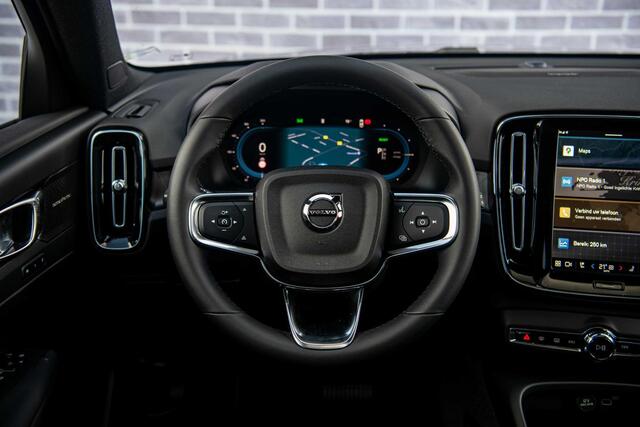 Volvo EX40 Twin Motor Performance Ultra Black Edition 82 kWh | Uit Voorraad Leverbaar | Panoramadak | Lightning Pack | Power Seats | Full Options |