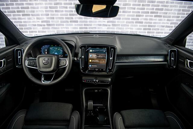Volvo EX40 Twin Motor Performance Ultra Black Edition 82 kWh | Uit Voorraad Leverbaar | Panoramadak | Lightning Pack | Power Seats | Full Options |