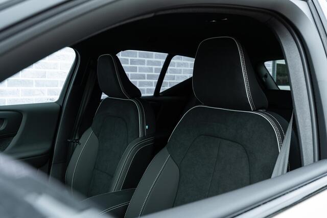 Volvo EX40 Single Motor Extended Range Plus | Google | Elek. Stoelen | Dak in Black Stone | Memory | Getint Glas | Adaptieve Cruise | Elek. Achterklep | Stoel-/Stuurverwarming | 20" LM